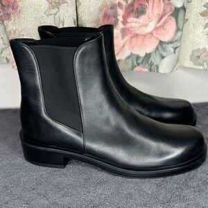 STUART WEITZMAN  SONDRA CHELSEA WOMEN BOOTE BLACK LEATHER 8B